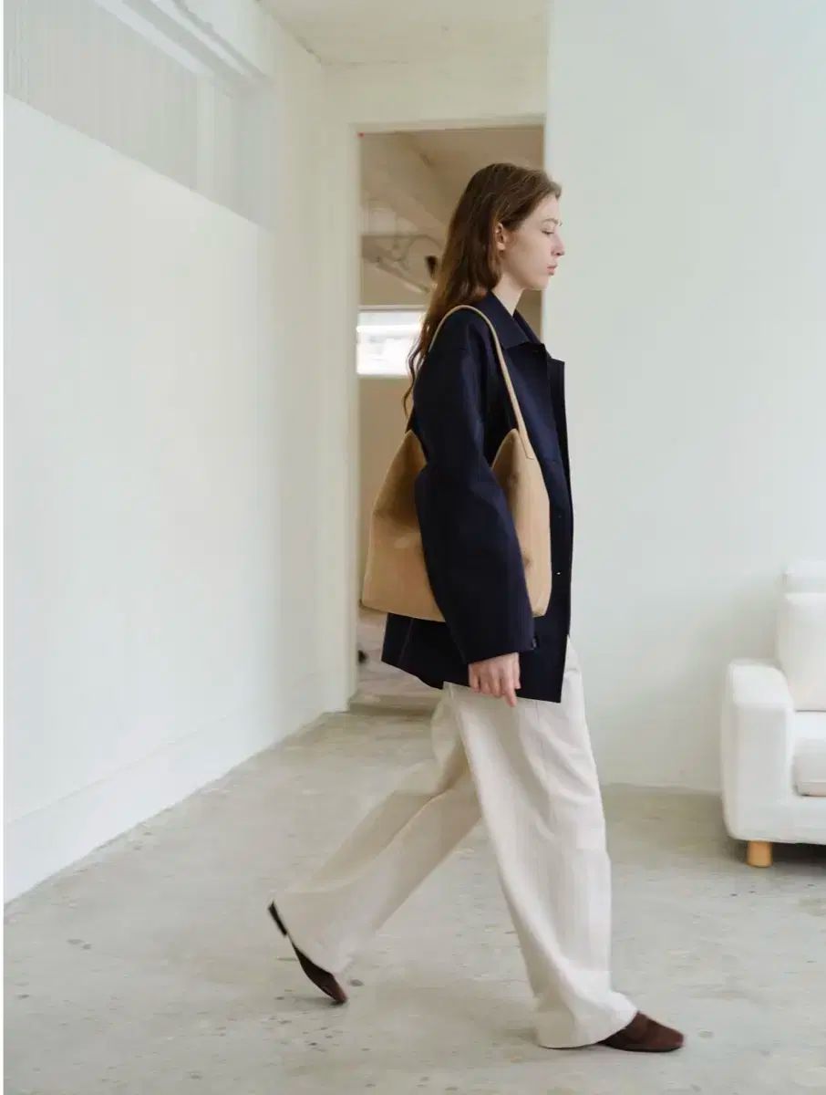 バンスクリップ贈呈 Arto スウェード capri suede bag - ベージュ