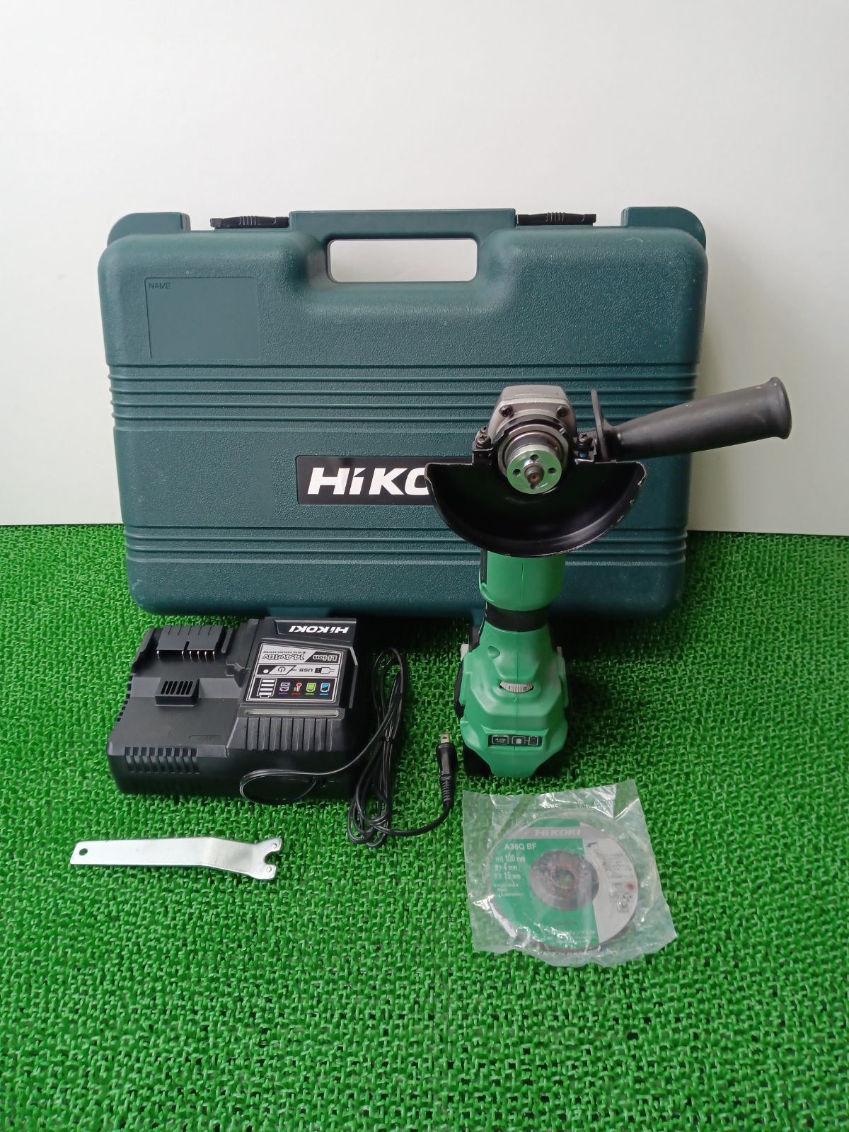 即 OK 品 100㎜コードレスディスクグラインダ G18DBBVL BILLOVLOGS_CO_UK