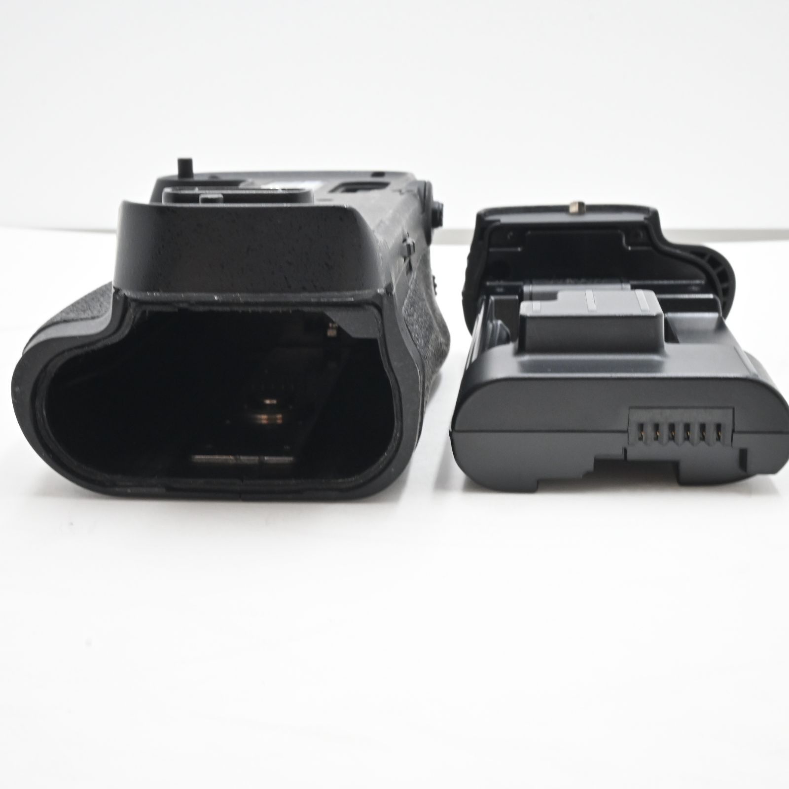 Nikon マルチパワーバッテリーパック MB-D17 MB-D17 D500用 マルチ