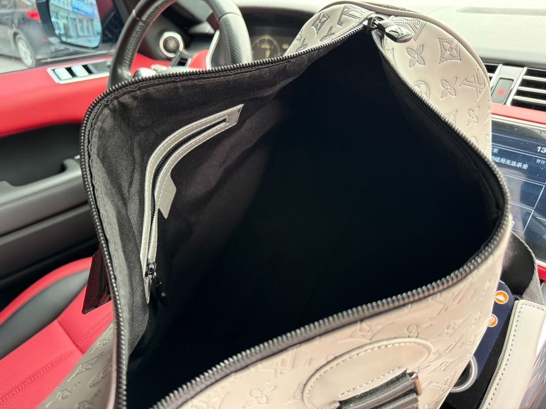 バックパック 小銭入れ