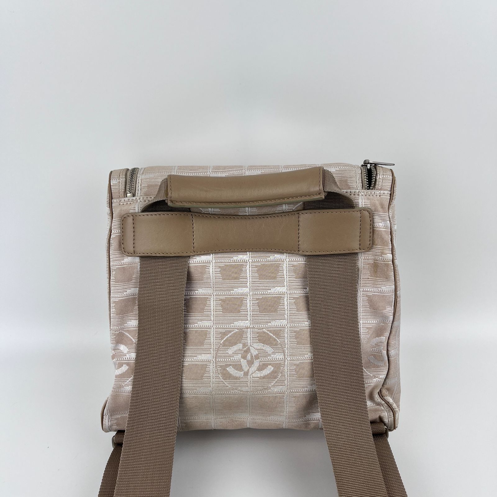 【美品】CHANEL シャネル ニュートラベルライン ココマーク　リュック 中古】CHANEL シャネル ココマーク ニュートラベルライン