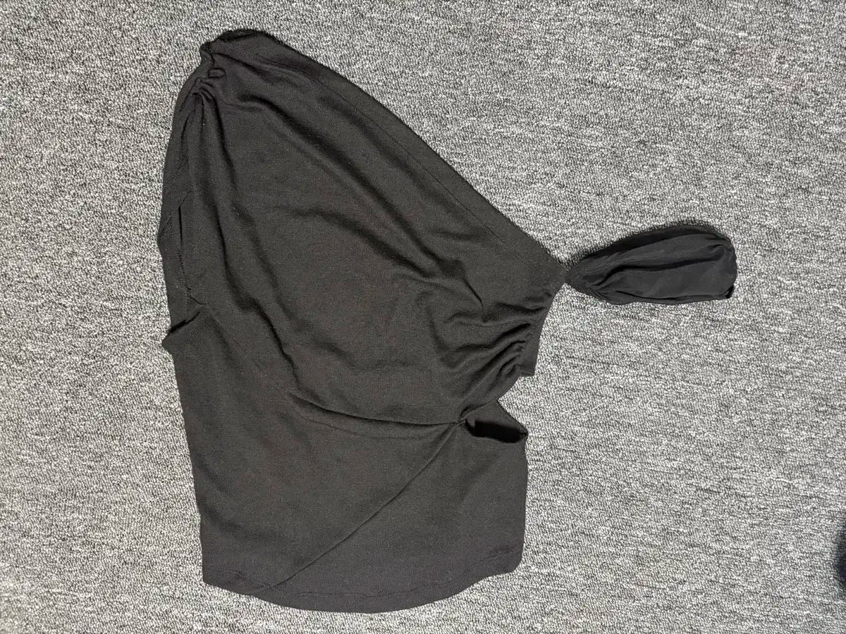 MISCHIEF ミスチーフ 頭巾 ネック ショートスリーブ トップス 黒 M