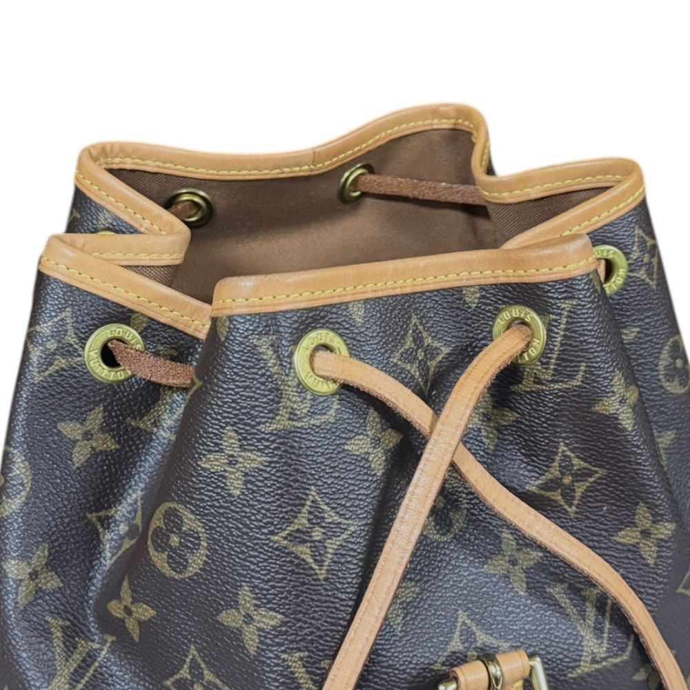 VUITTON