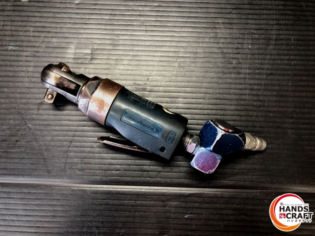 ★エアタッカ★　makita　エアタッカ　AT1013B　☆在庫1☆　 | マキタ(Makita) AT1013B エアタッカ | エアタッカ