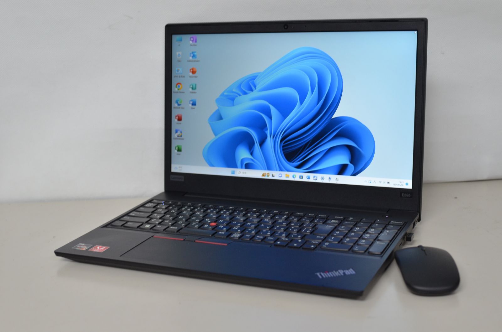 中古良品ノートパソコン LENOVO E595 Windows11+office 爆速SSD256GB