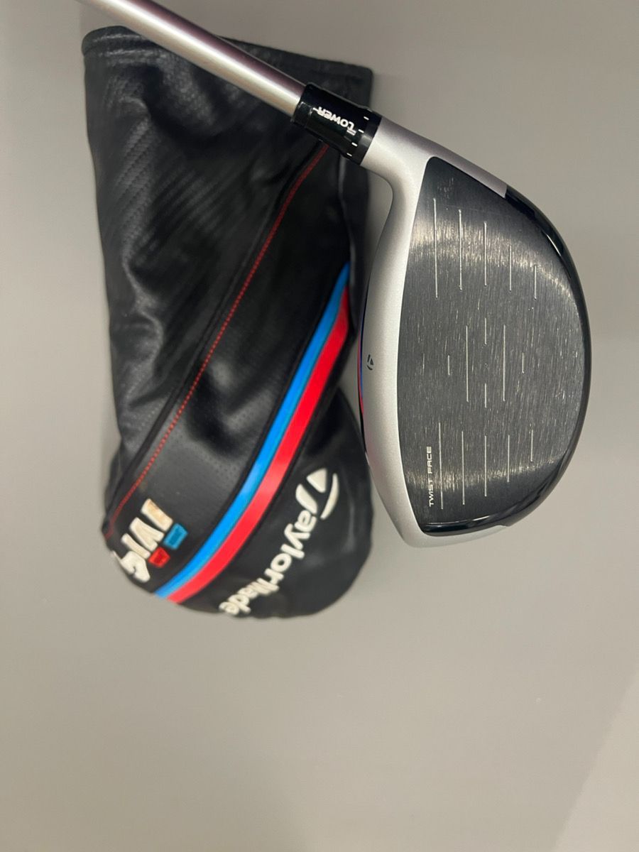 テーラーメイド M4ドライバー