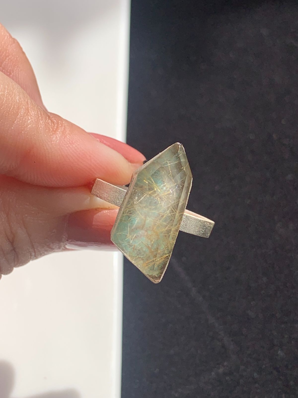 イエーロージェード×ルチルクォーツ ダブレット ストーン リング 40 1点もの イエーロージェード×ルチルクォーツ ダブレット ストーン