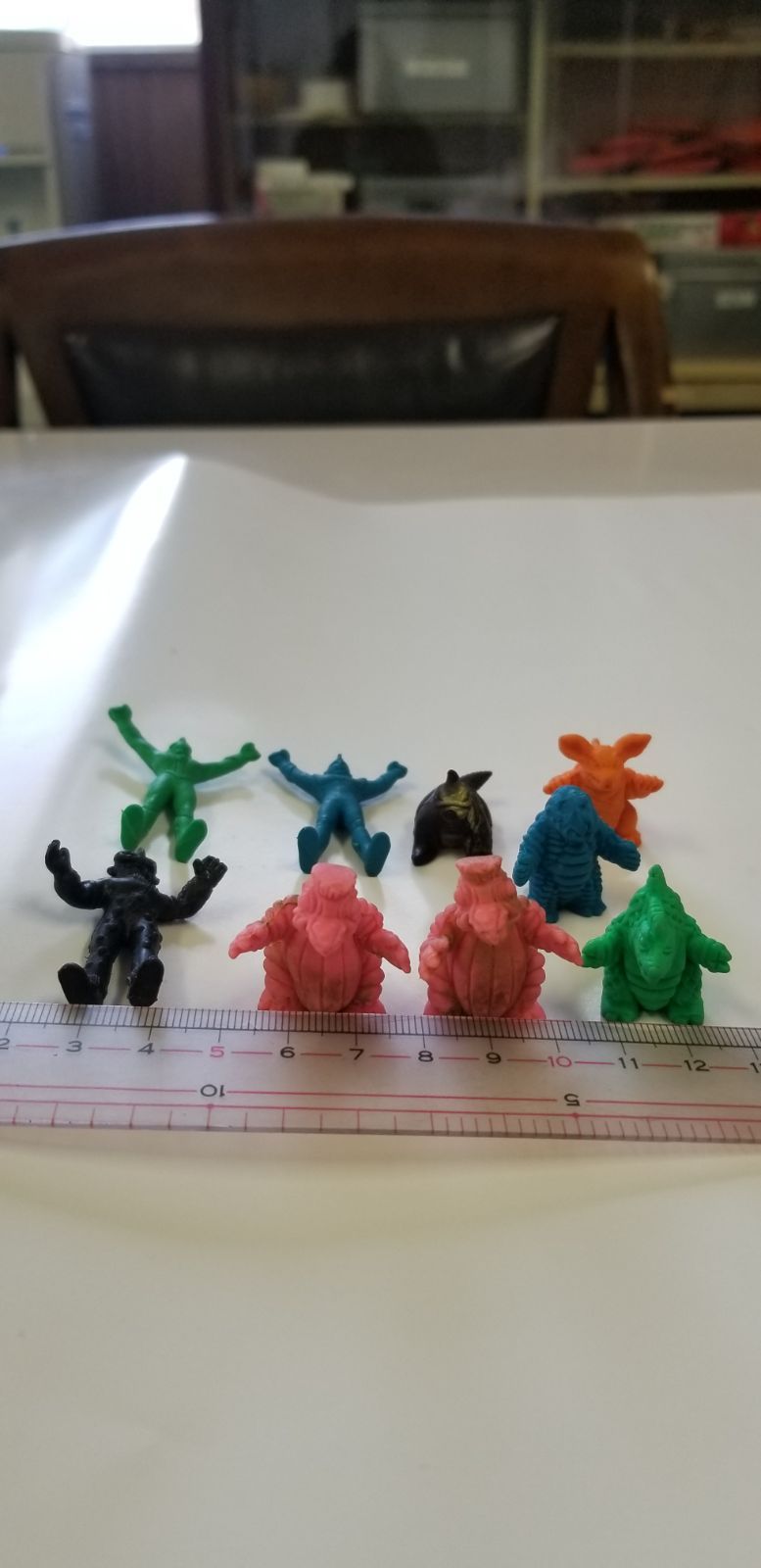 怪獣消しゴムセット 名前不明 - メルカリ