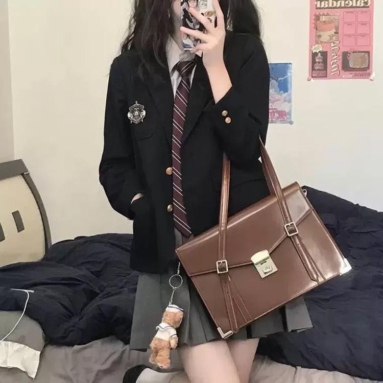 4点セット 女子高生 制服 リボン ブレザー スカート シャツ