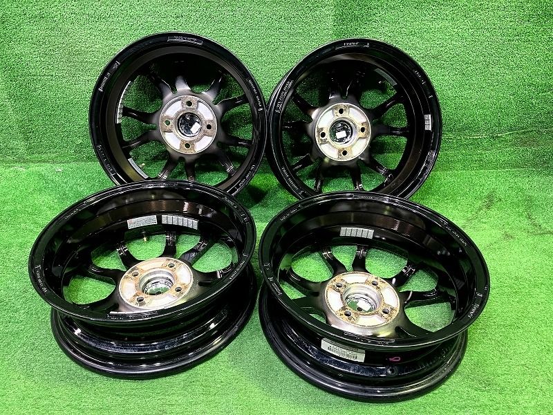 4.5J 4穴