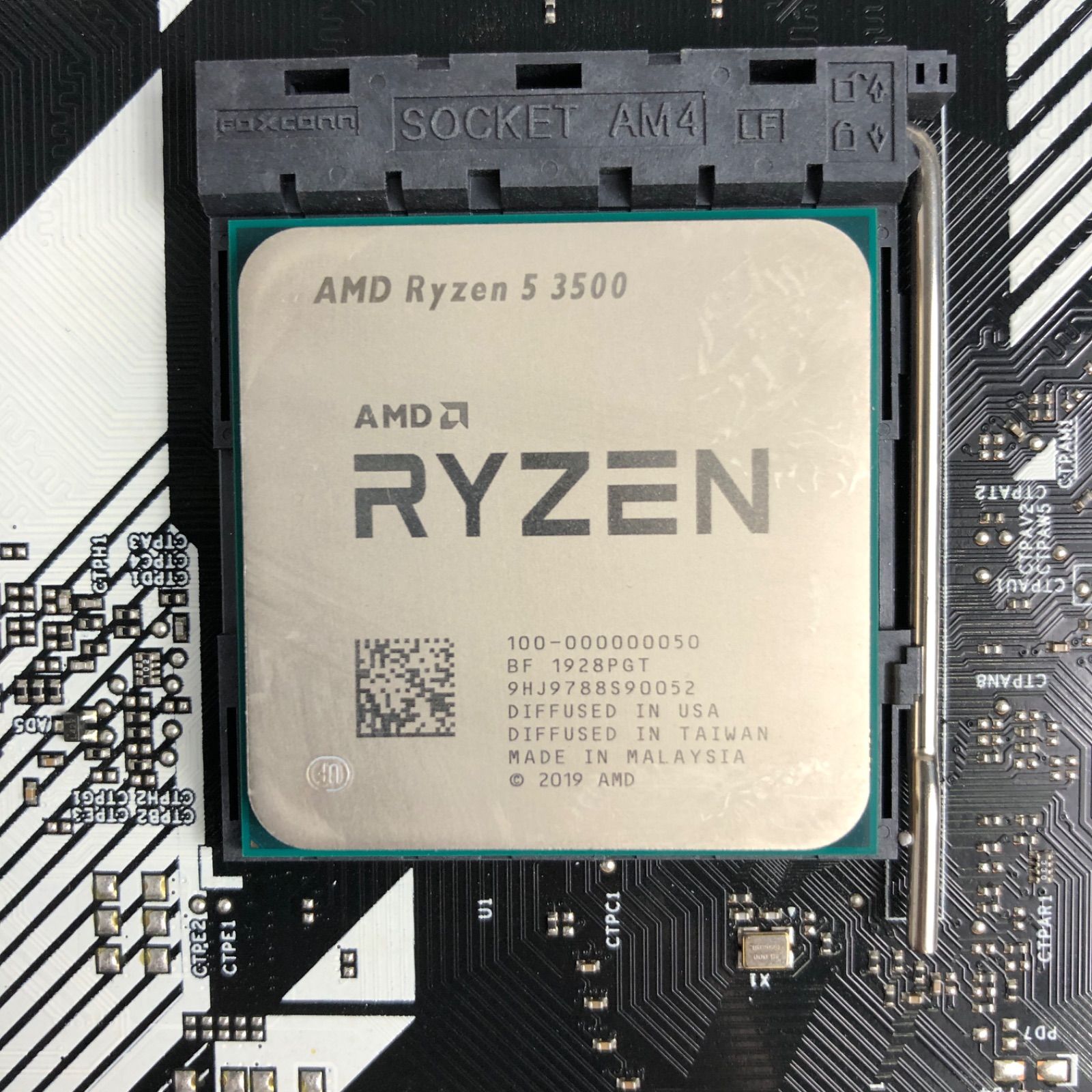 マザーボード+CPU】ASRock B450M-HDV+AMD Ryzen 5 3500 【起動