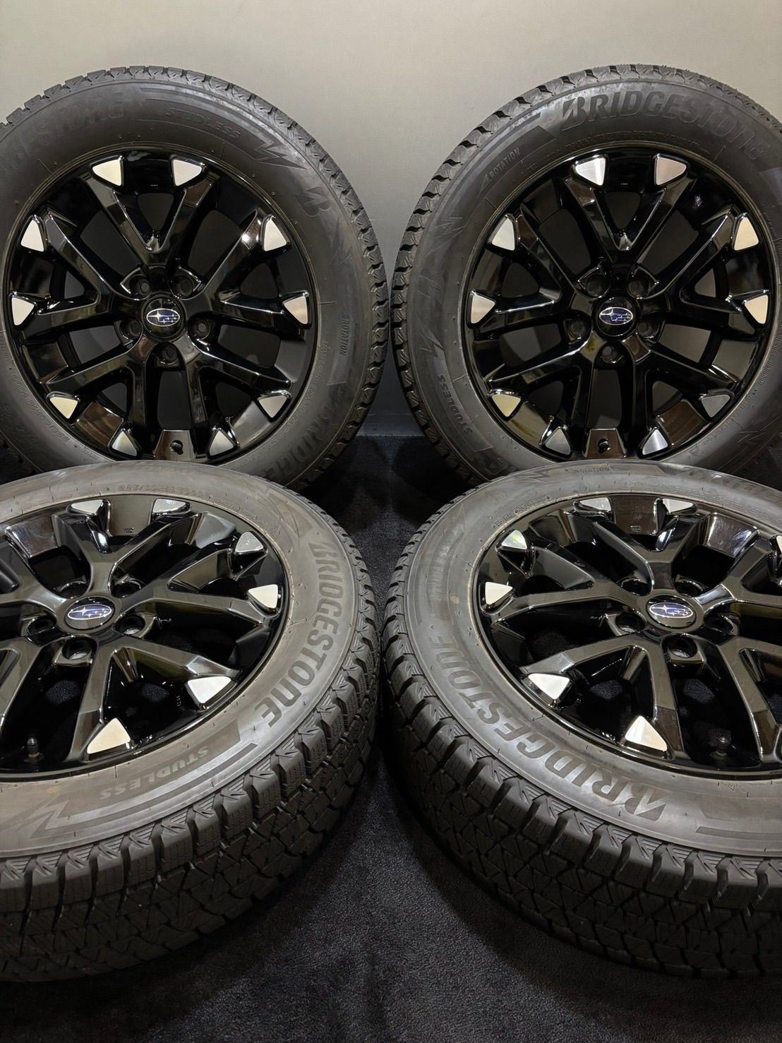 スタッドレスタイヤ 純正18インチ DM-V3 レガシィアウトバック 美品】スバル レガシィアウトバック 純正 18in 7J +55 PCD114.3