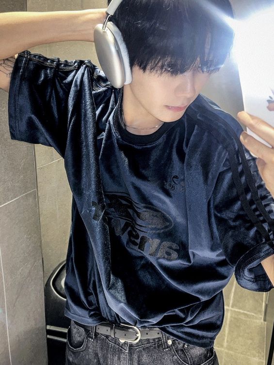 [COSYHARU公式]Ferrendy Velvet Track Round Short Sleeve Tee COSYHARU (コシハル) -フェランディベルベットトラックラウンド
