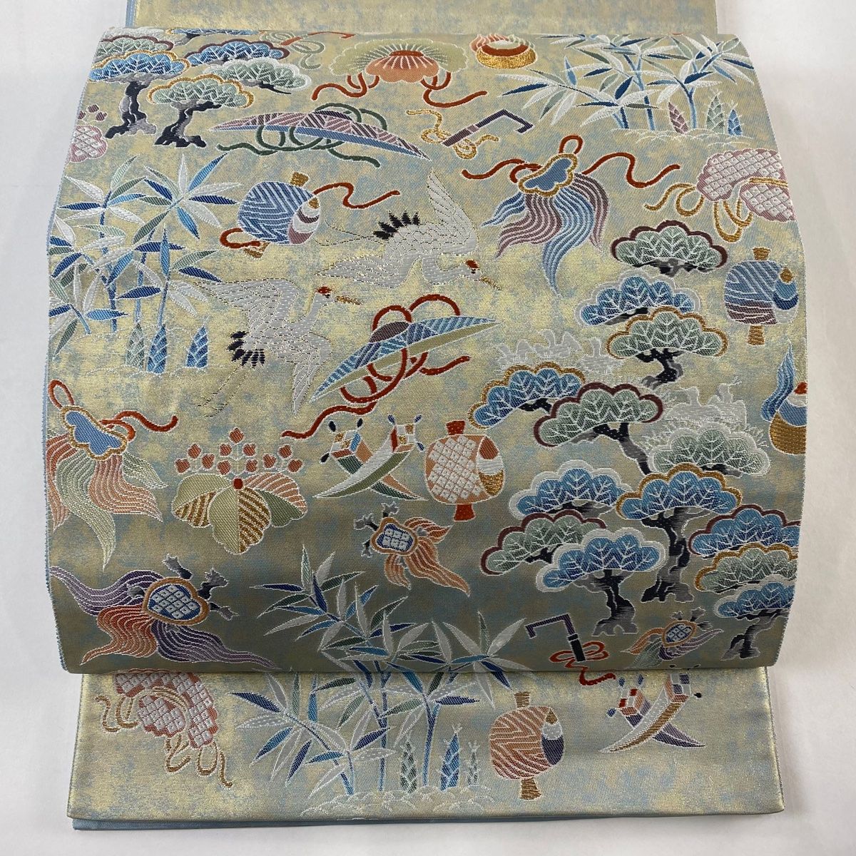 袋帯 美品 名品 落款 宝尽くし 鶴 金糸 箔 金色 お太鼓柄 正絹