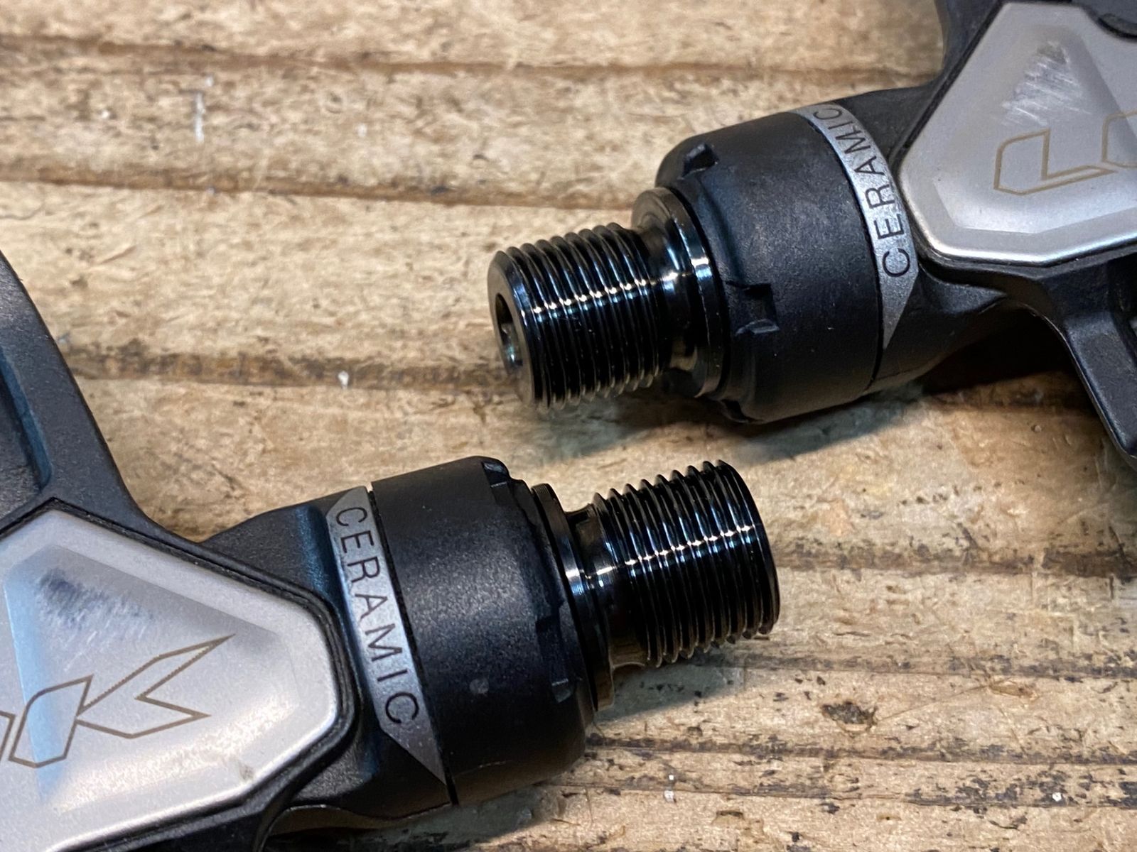 12Nプレート付き