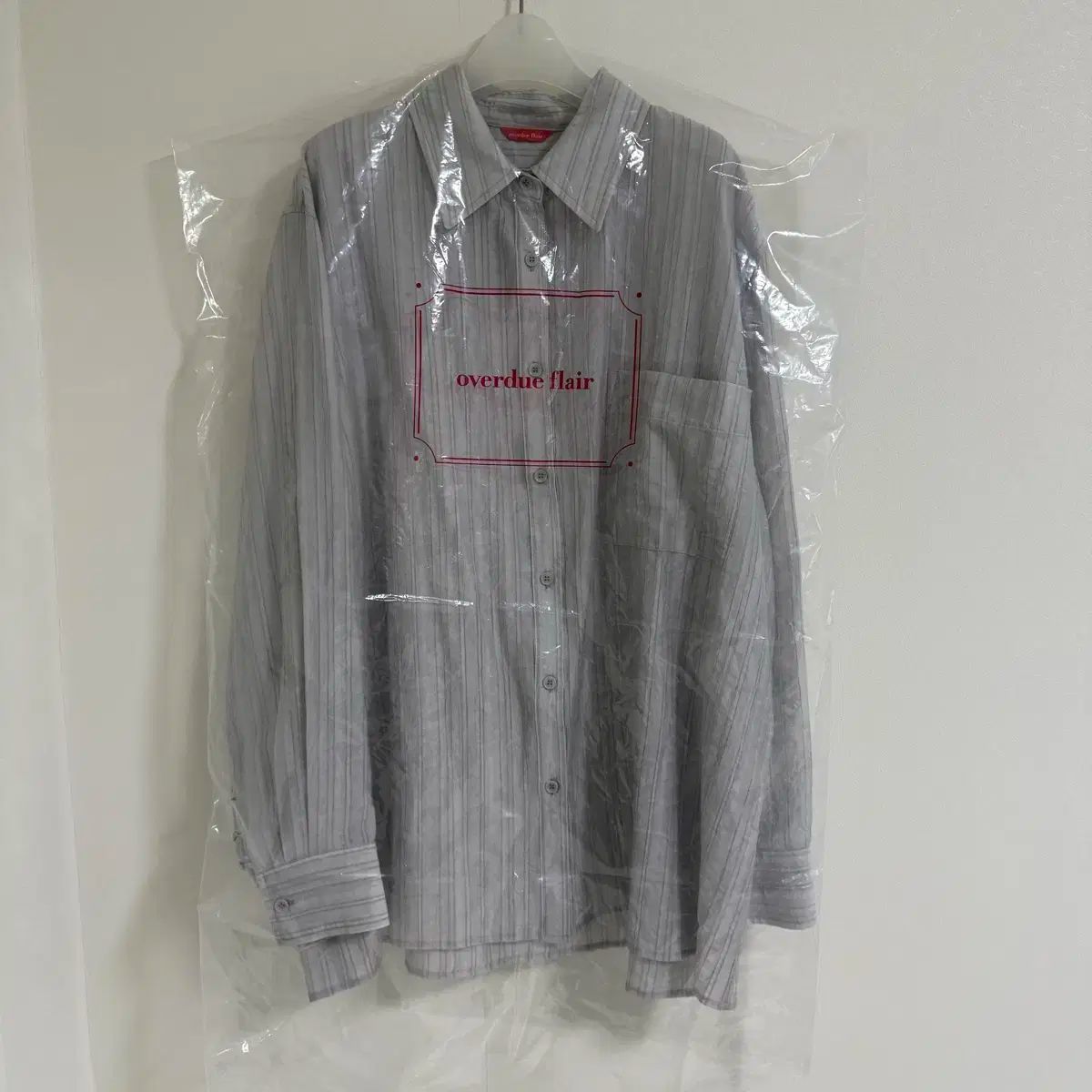 オーバーデューフ テクスチャード シャツ グレー