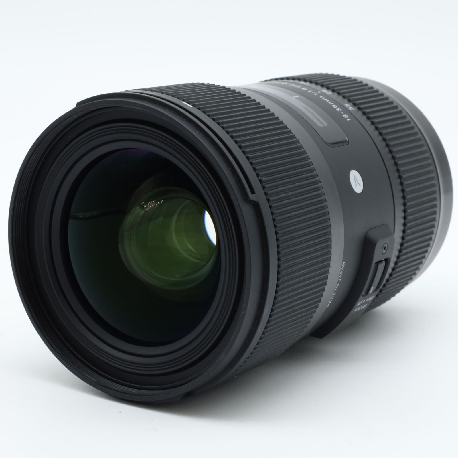 SIGMA18-35mm F1.8