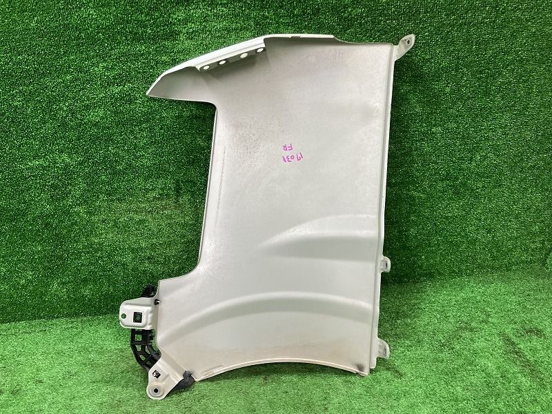 ミニキャブ DS17V 右フロントフェンダー G MQ508582 Z2S