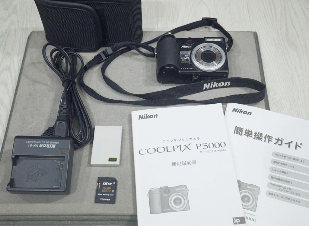 Nikon デジカメ COOLPIX P5000 ブラック - メルカリ