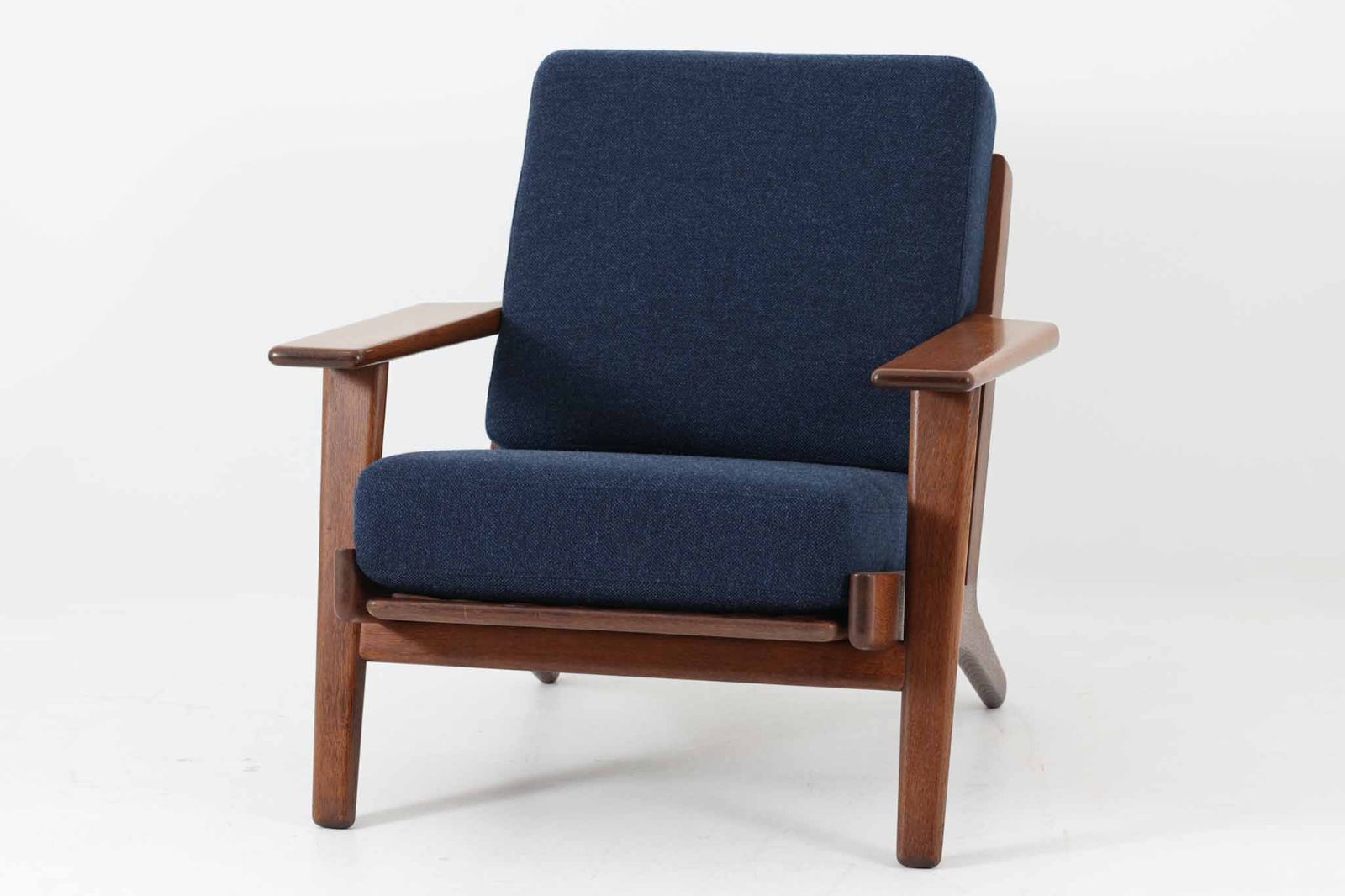 Hans J.Wegner(ハンス・J・ウェグナー) GE290 シングルソファ