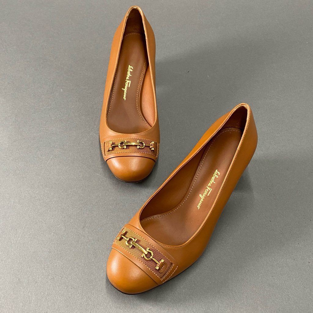 Ferragamo AVERY55 ガンチーニパンプス