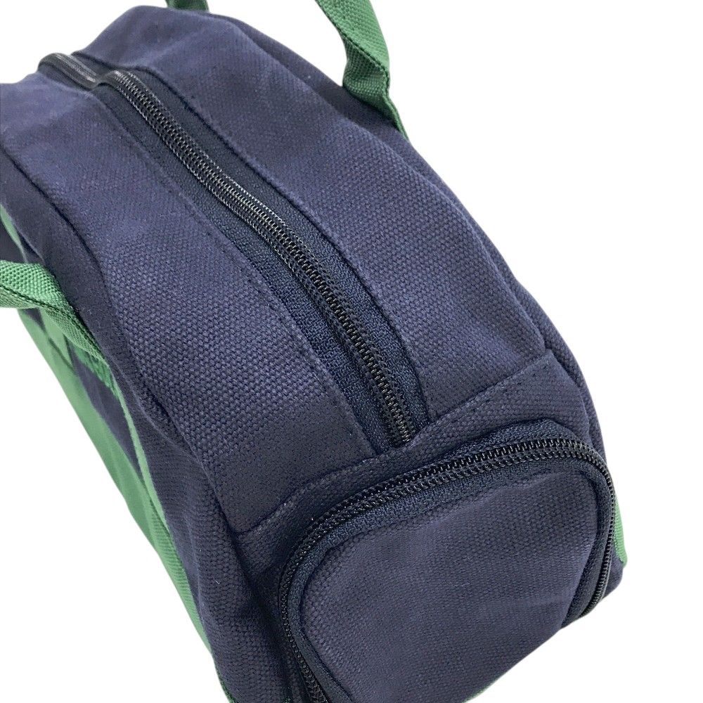 MUスポーツ 2WAYビッグトートバッグ 白×マルチカラー ジップ部ロゴ総柄