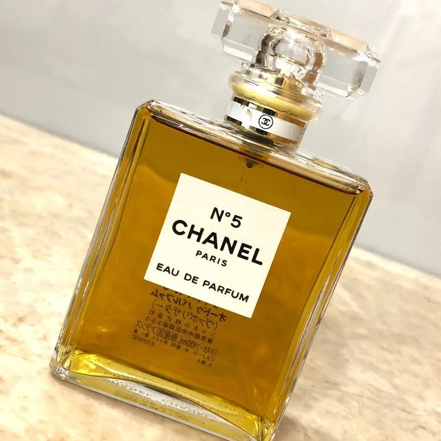 CHANEL シャネル No5 オードゥ パルファム ヴァポリザター 100ml