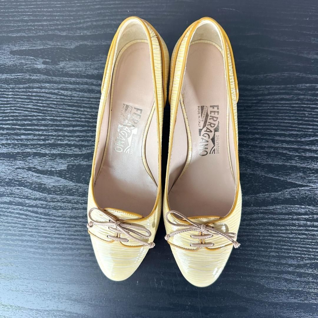 S158 極美品 Salvatore Ferragamo サルバトーレフェラガモ リボン