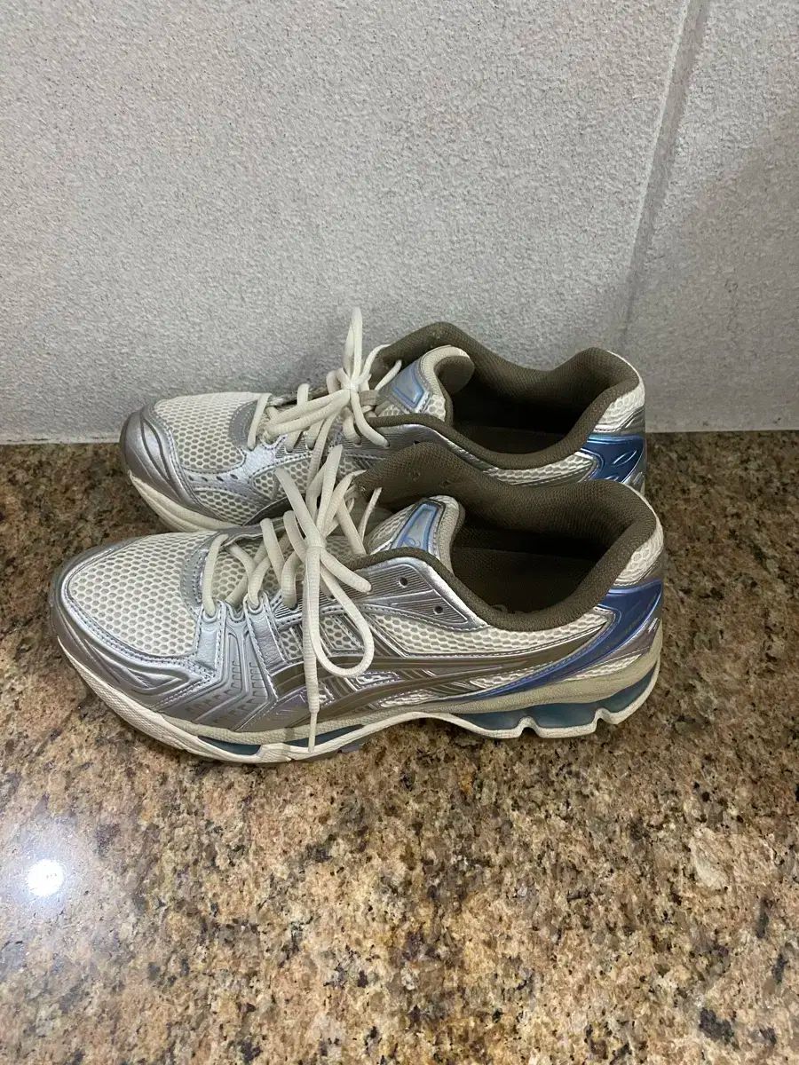 クリームペッパー 270