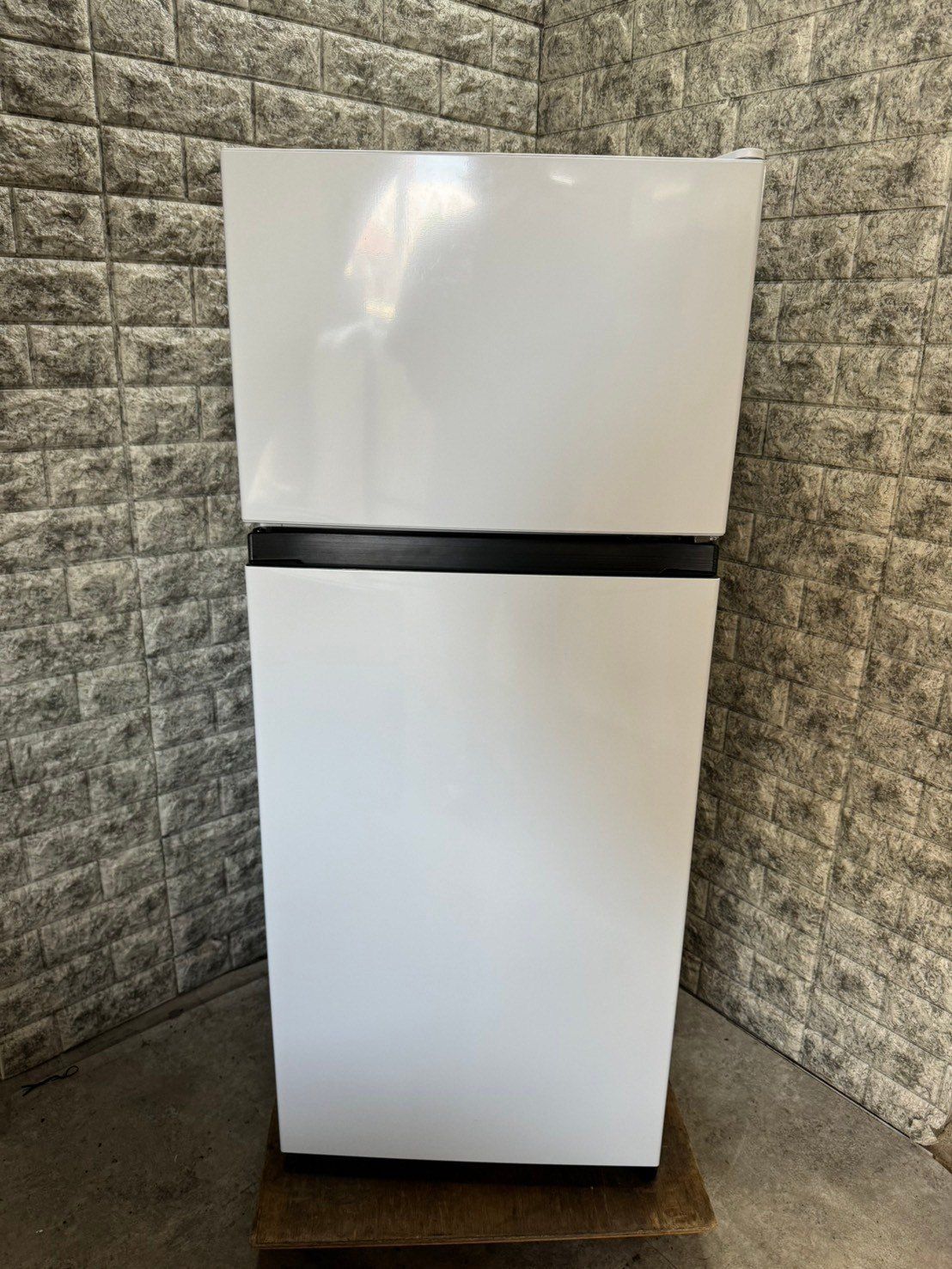 大阪送料無料☆3か月保証☆冷蔵庫☆ハイセンス☆2024年☆124L☆HR  