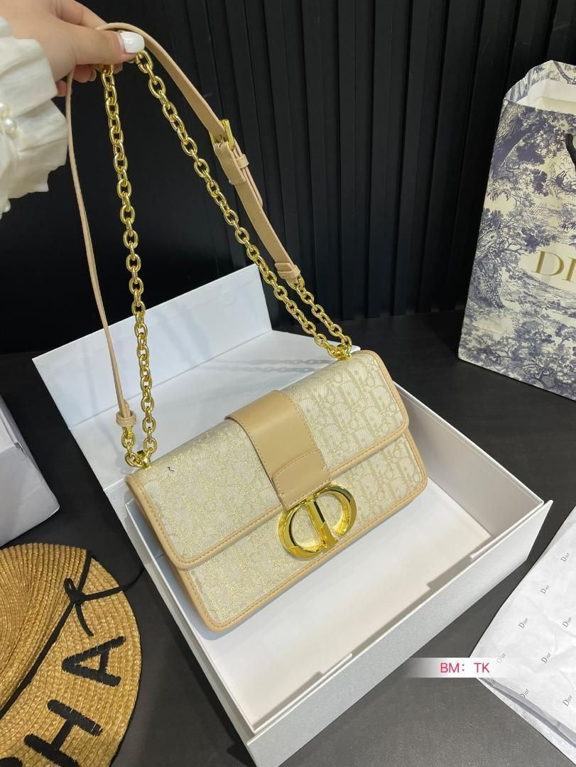 DIOR チェーンショルダーバッグ