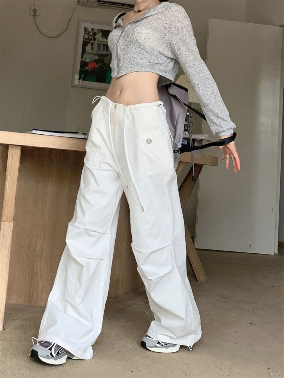 lululemon ストレートワークパンツレディースデザインセンス薄手カジュアルパンツ