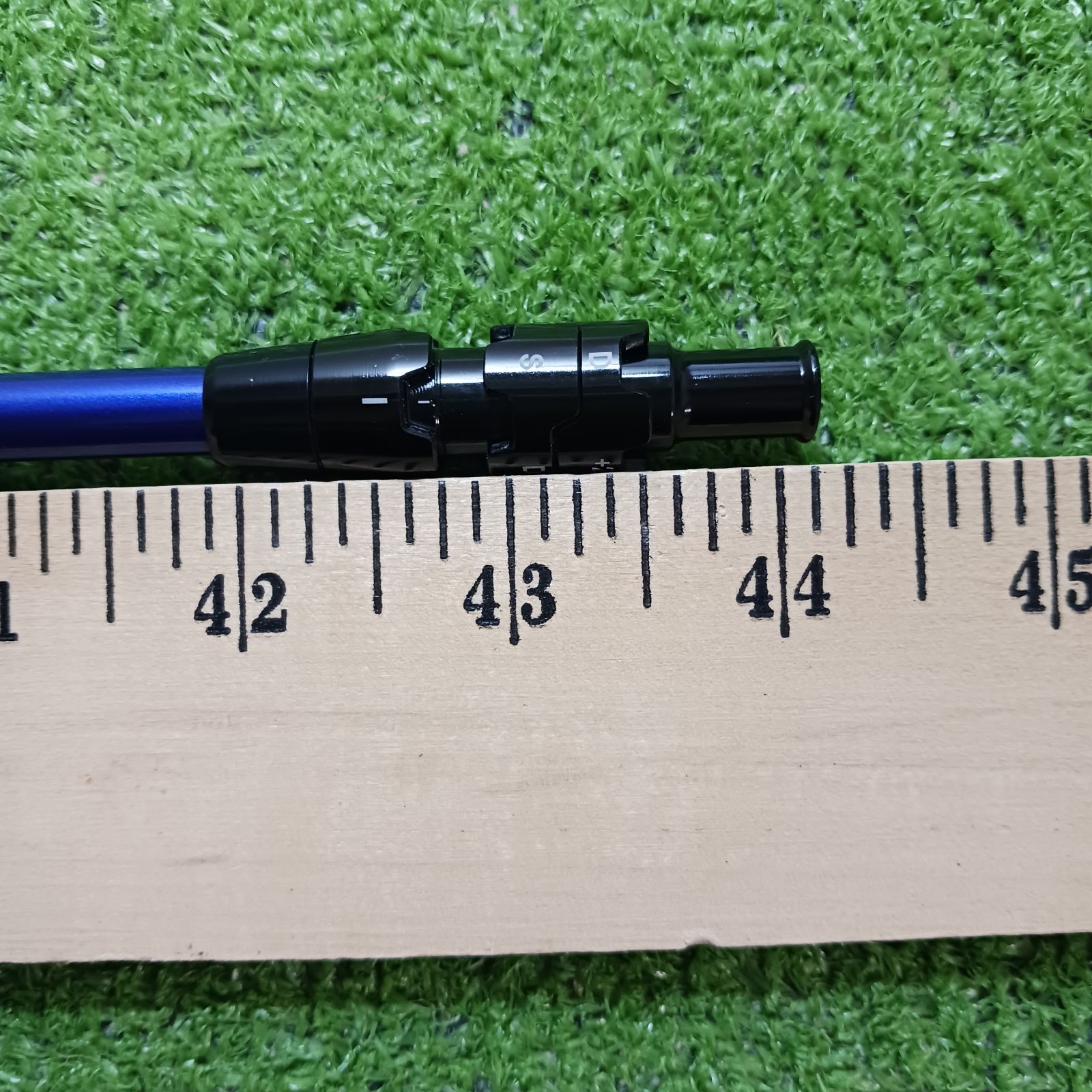 839