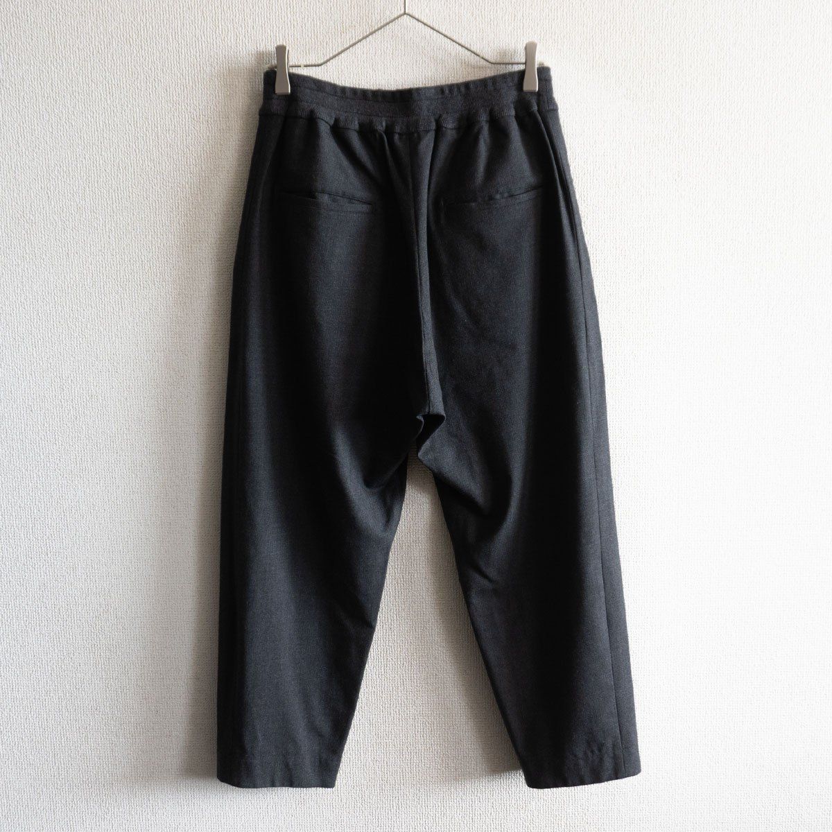 【美品】ARTS&SCIENCE ウールサルエルパンツ ブラック 1サイズ 美品 ARTS&SCIENCE ウールパンツ ブラック アーツアンドサイエンス