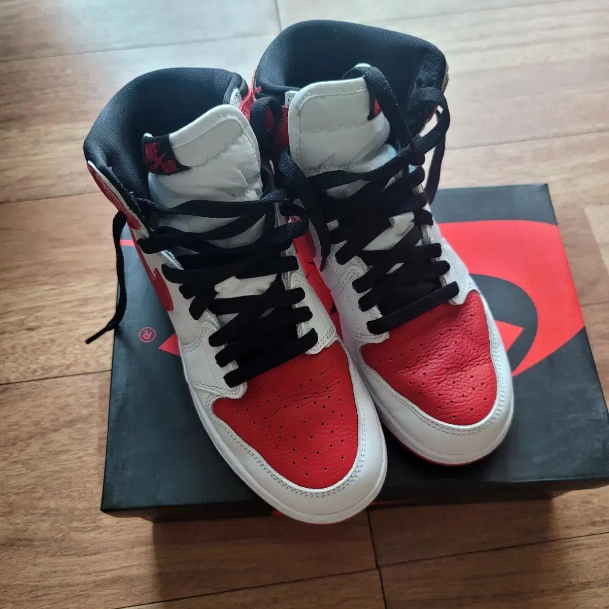 H*e様 オファー 展示品ルイフィリップ様式花梨無垢材プレジデント