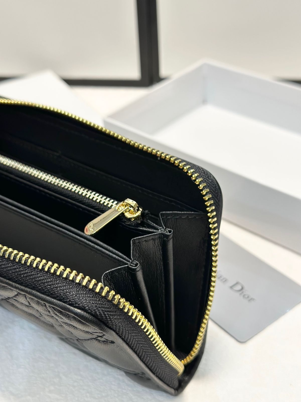 最終価格4/13(日)20:00までdior ノベルティ 纏めて出品　57品✨ diorノベルティ - メルカリ