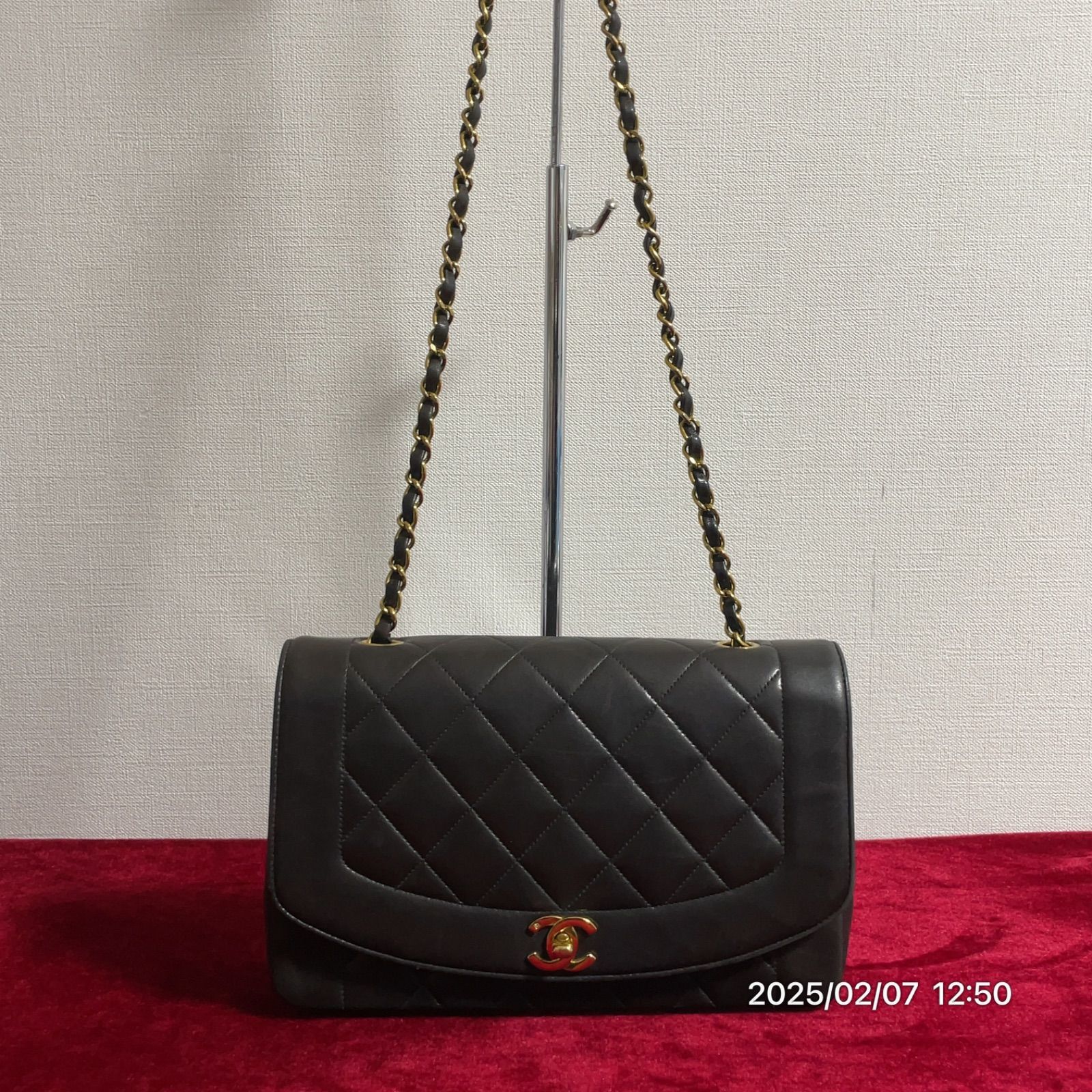 CHANEL シャネル ココマーク マトラッセ レザー 革 ダイアナフラップ  