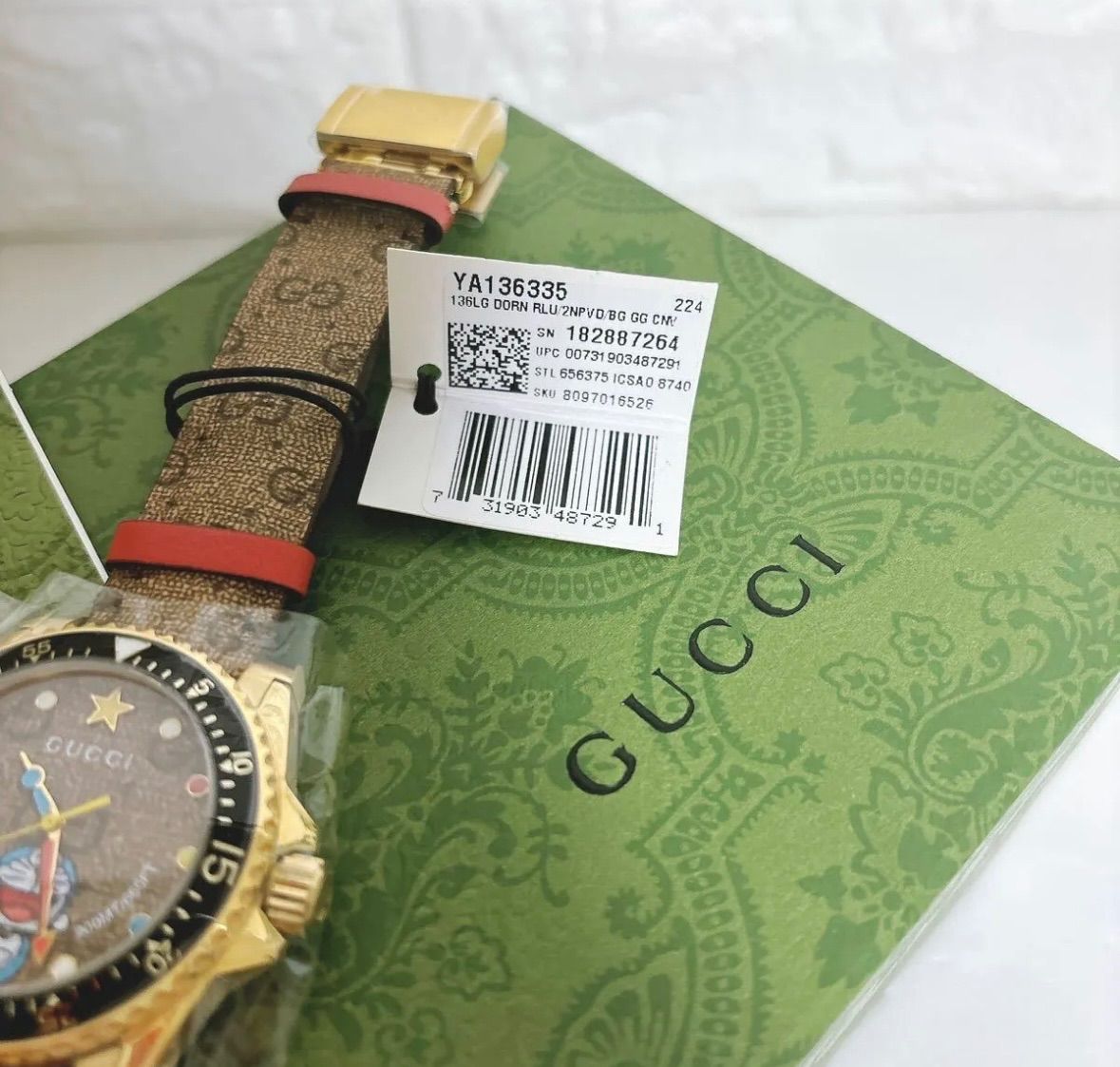 超レア✨️初コラボ商品】新品 DORAEMON x GUCCI ウォッチ 30