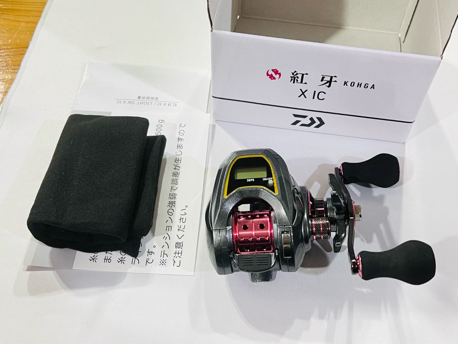 紅牙 x ic 新品未使用 右巻き タイラバ リール 紅牙 X IC」の