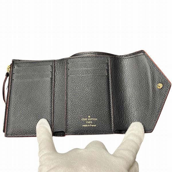 M64577 3つ折り財布