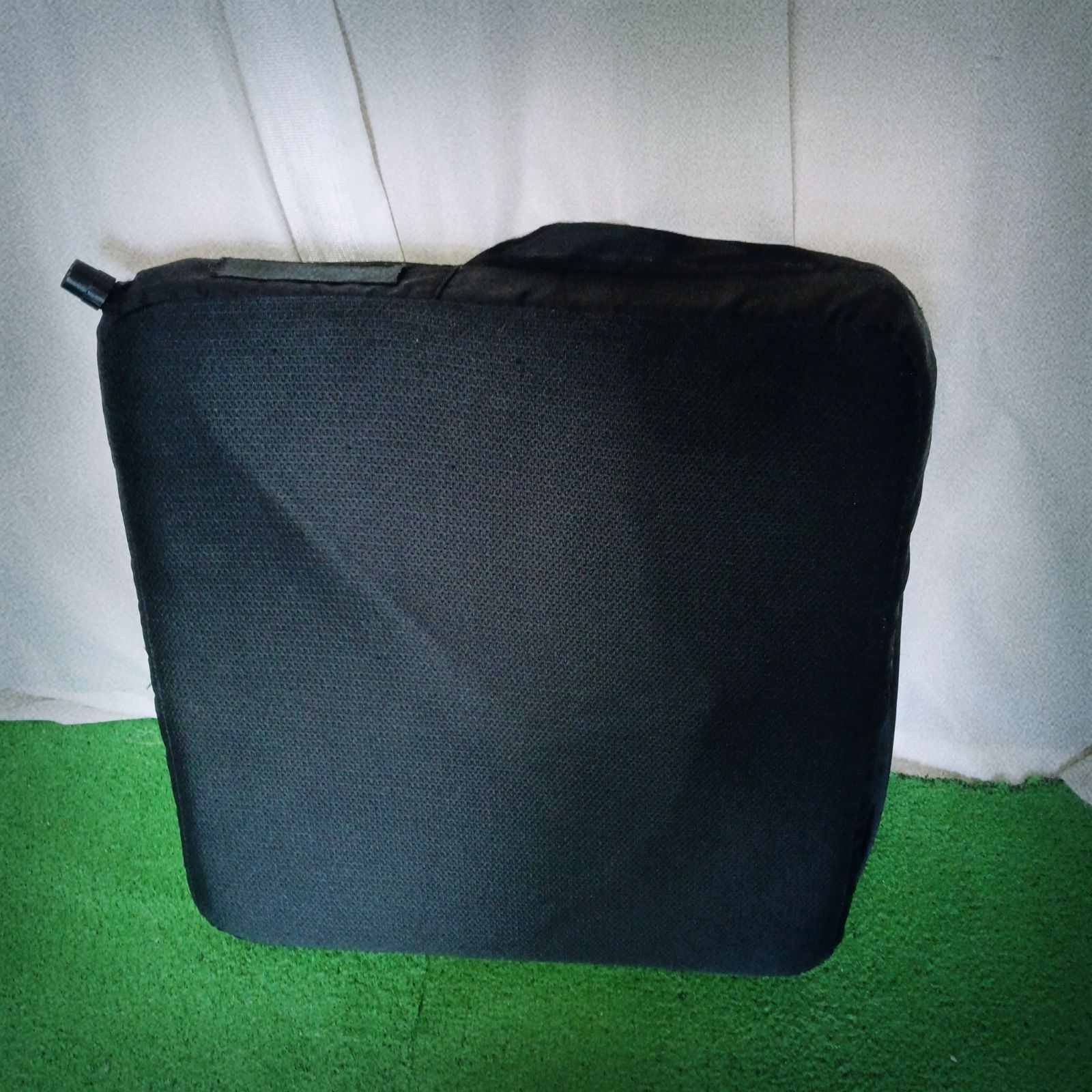 OT-K 620091 ユーキ トレーディング ソロストレータス 56640 クッション 座布団 床ずれ防止 車いす 車イス 車椅子用 洗浄 消毒済 介護用品