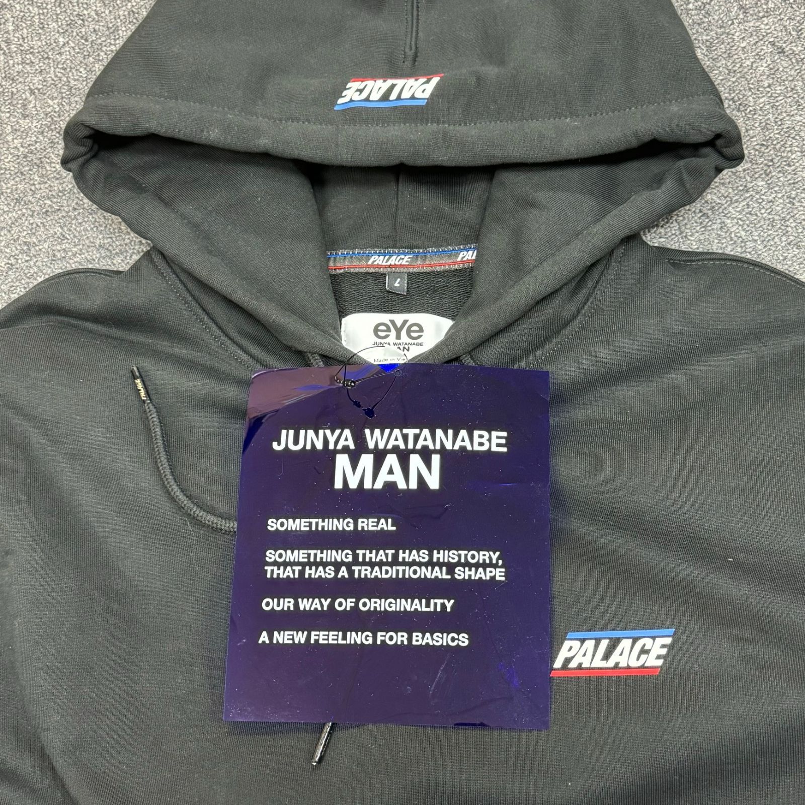 定価132000円 新品 JUNYA WATANABE MAN PALACE 24SS カスタム スウェット パーカー フーディ ジュンヤワタナベ  パレス M 66660A - メルカリ