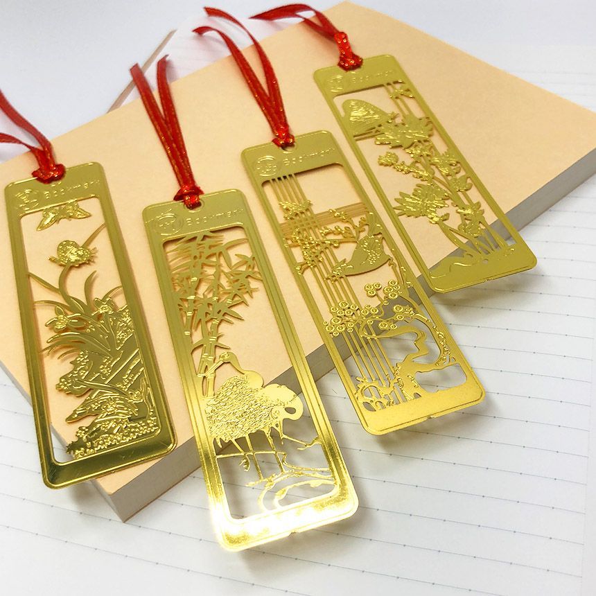 しおり ブックマーカー 4枚セット 栞 四君子 梅 蘭 竹 菊 透かし