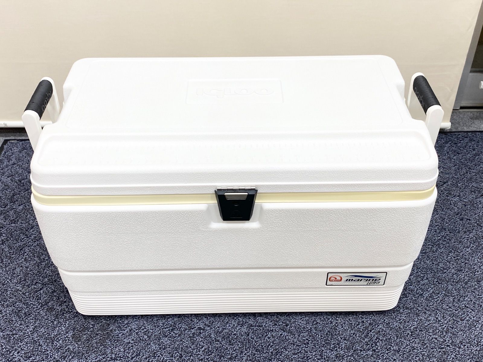 igloo イグルー クーラーボックス 68L