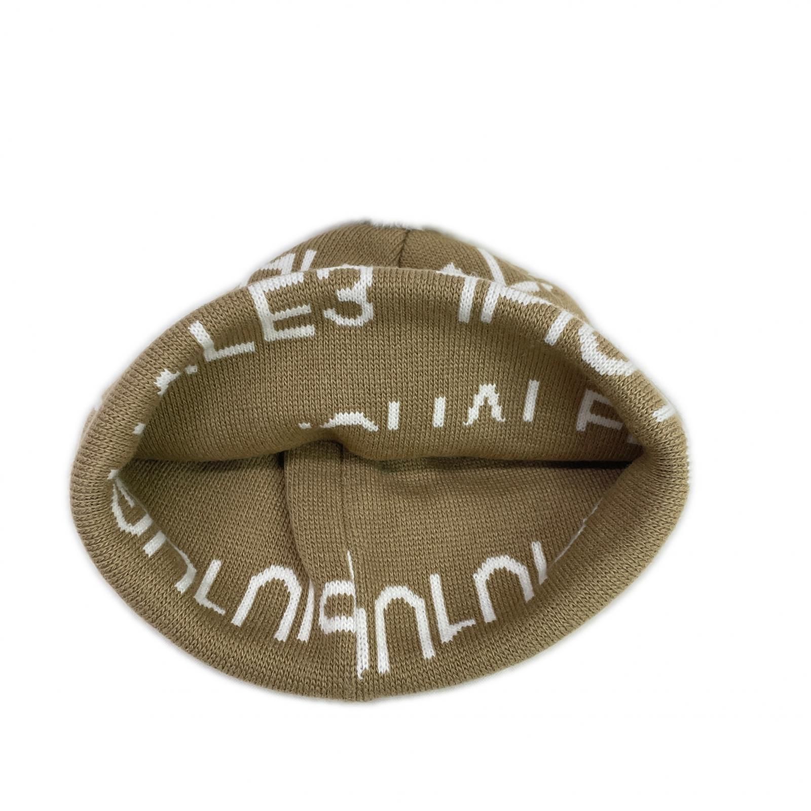 サマーセール開催中！ ウノピュウノウグァーレトレ 1piu1uguale3 ニット帽 フリー ベージュ ファーポンポン ロゴ総柄