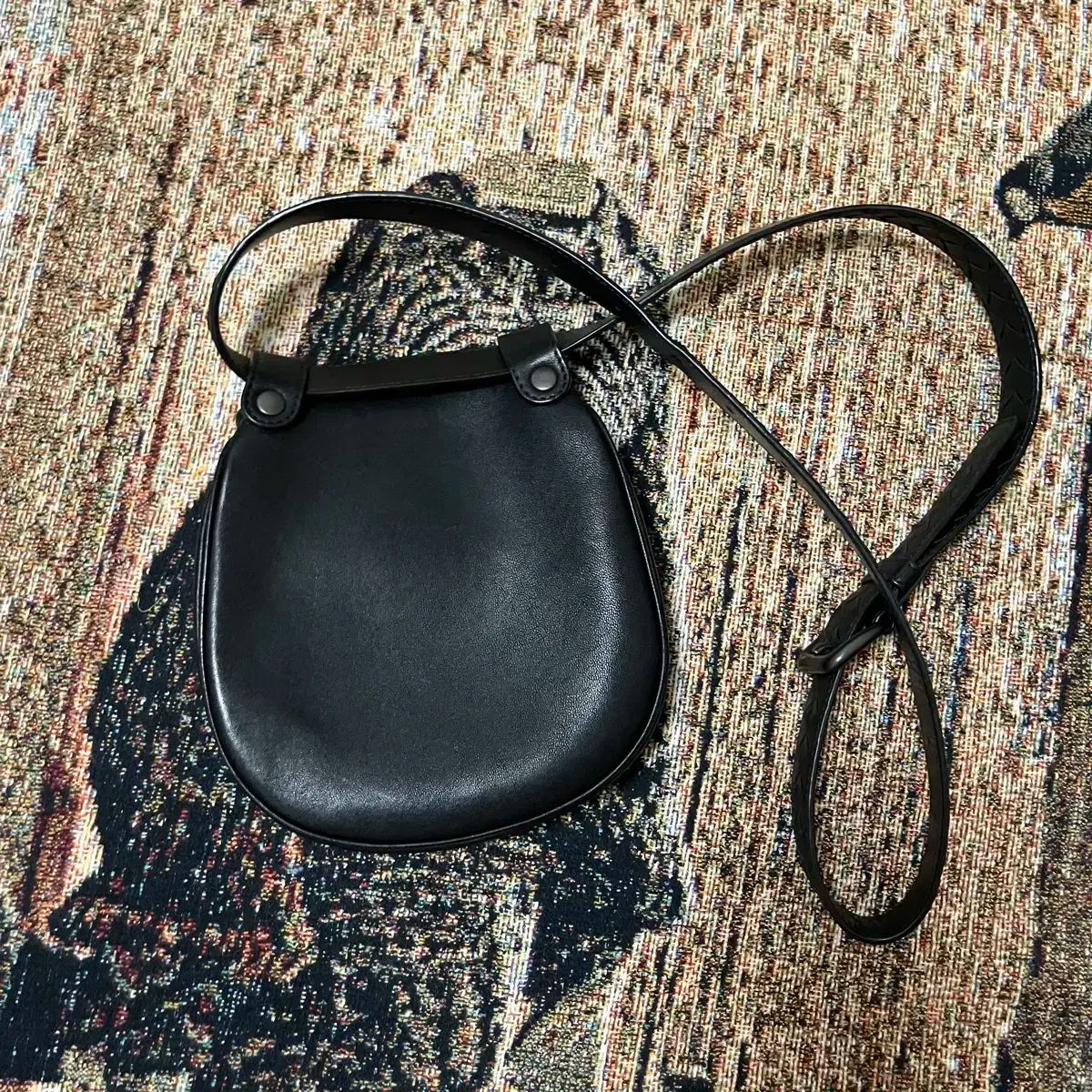 OS ボッテガ ヴェネタ イントレチャート ウィービング ベルトバッグ ブラック