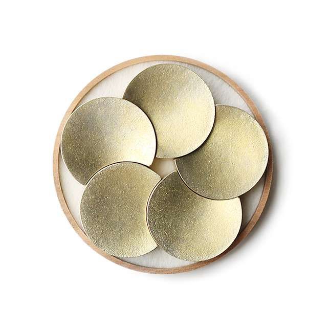 フタガミ FUTAGAMI 箸置き 五つ月 | カトラリー キッチン テーブルウェア 食器 鋳物 真鍮 富山県 高岡 伝統工芸 フタガミ 二上 五つ月