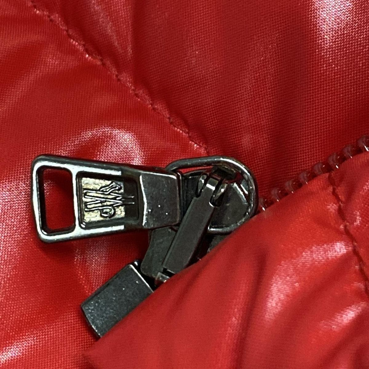 安心の全品国内発送！ モンクレール ダウンベスト サイズ12|18 ユニセックス BERNARD H29511A00014 レッド 子供服|ベビー|サイズ 80cm|春|秋 ダウン 安心で買い物ください。