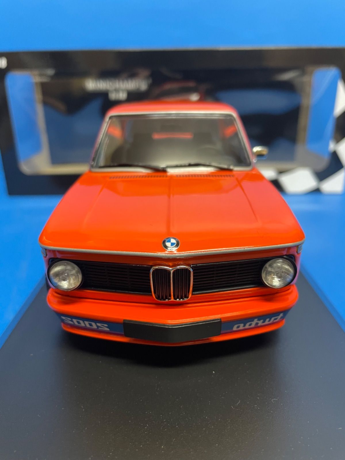 ミニチャンプス1/18 BMW 2002 ターボ 1973　(オレンジ ミニチャンプス 1/18 BMW 2002 ターボ 1973 オレンジ - メルカリ