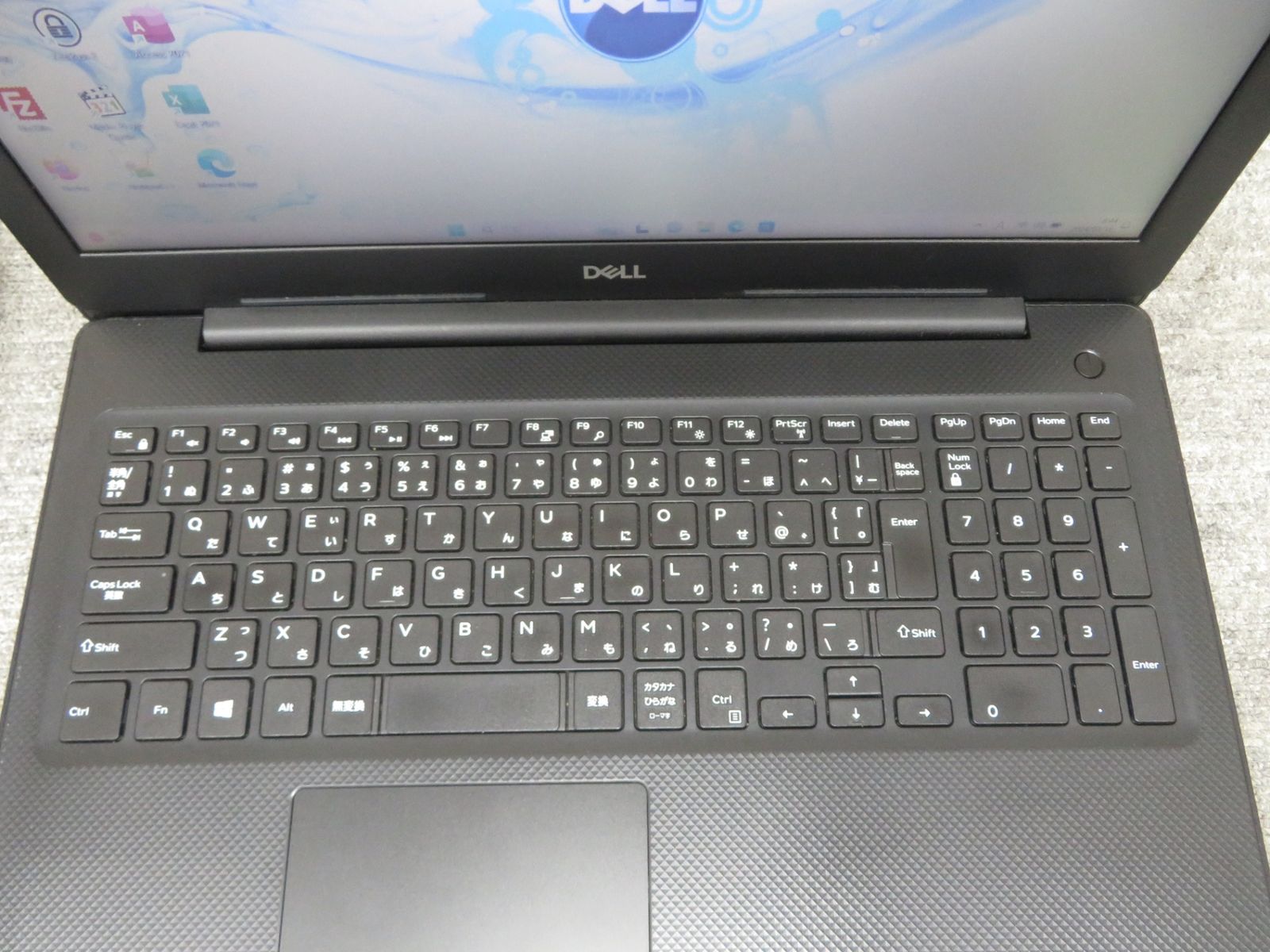 テンキー搭載で表入力サクサク】 DELL Vostro 3580 / 15.6型/ 高性能 Core i5-8265U / 高速起動 SSD  256GB / メモリ 8GB / Windows 11 Pro / ms Office - メルカリ